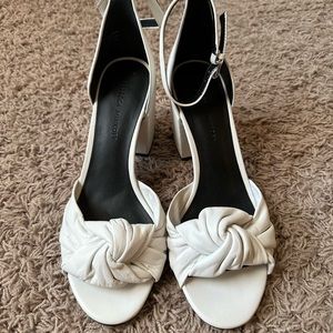 NWT Rebecca Minkoff White Capriana Sandal (size 8)